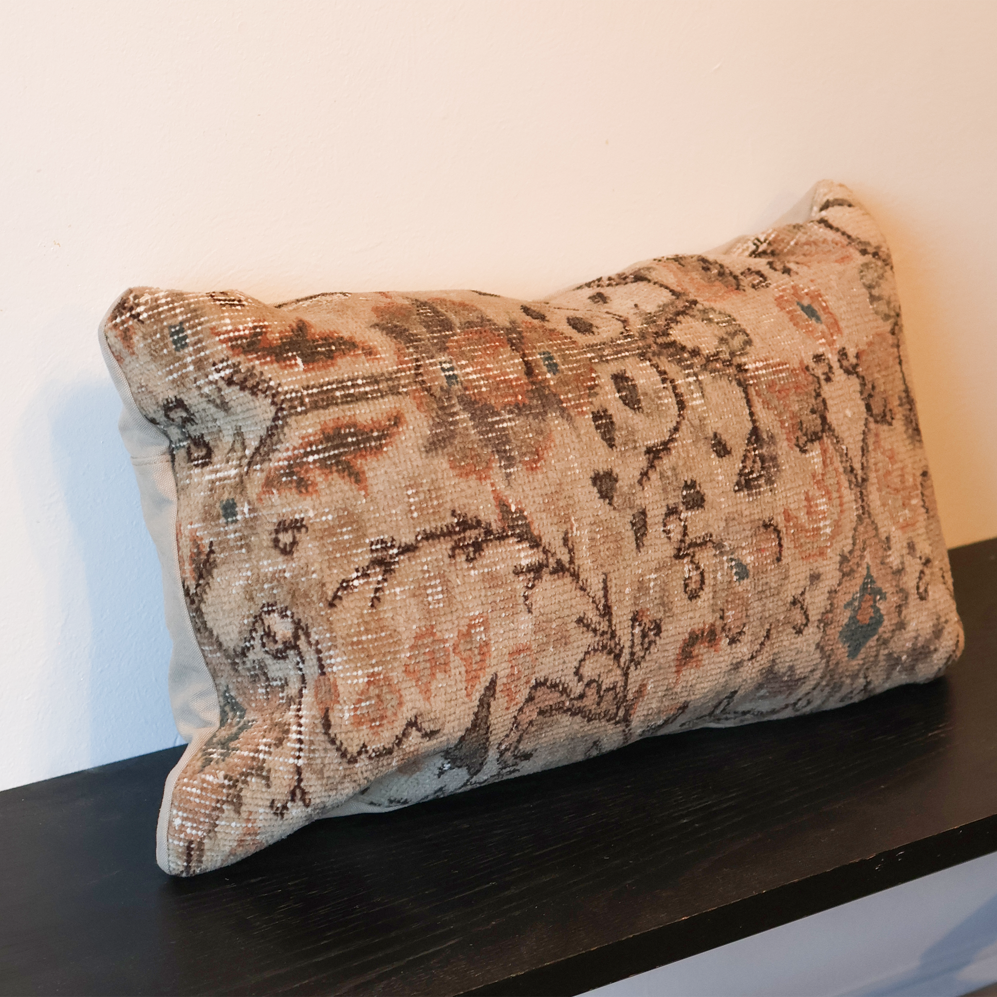 Neutral Lumbar Pillow